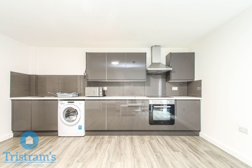 Property photo 2 of 13 Img_5883