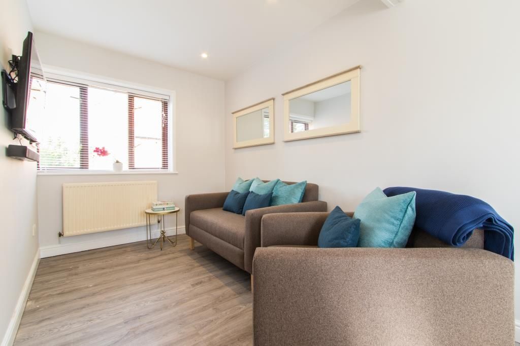 Property photo 3 of 8 Photo 2