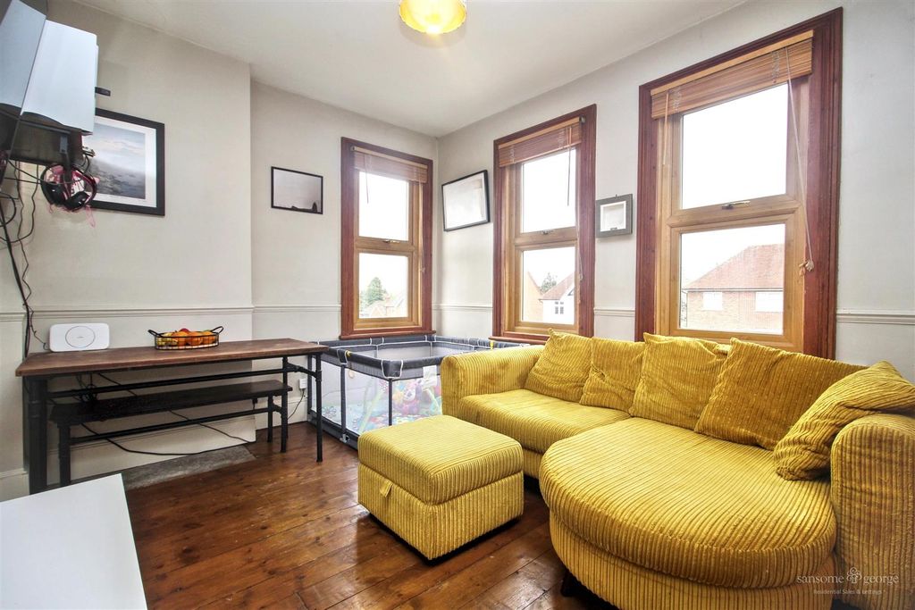 Property photo 2 of 15 Living Room