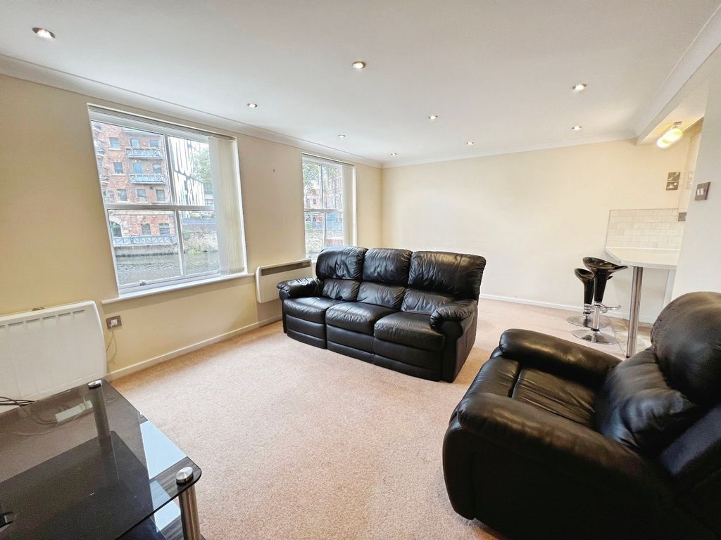 Property photo 2 of 9 Picture No. 14
