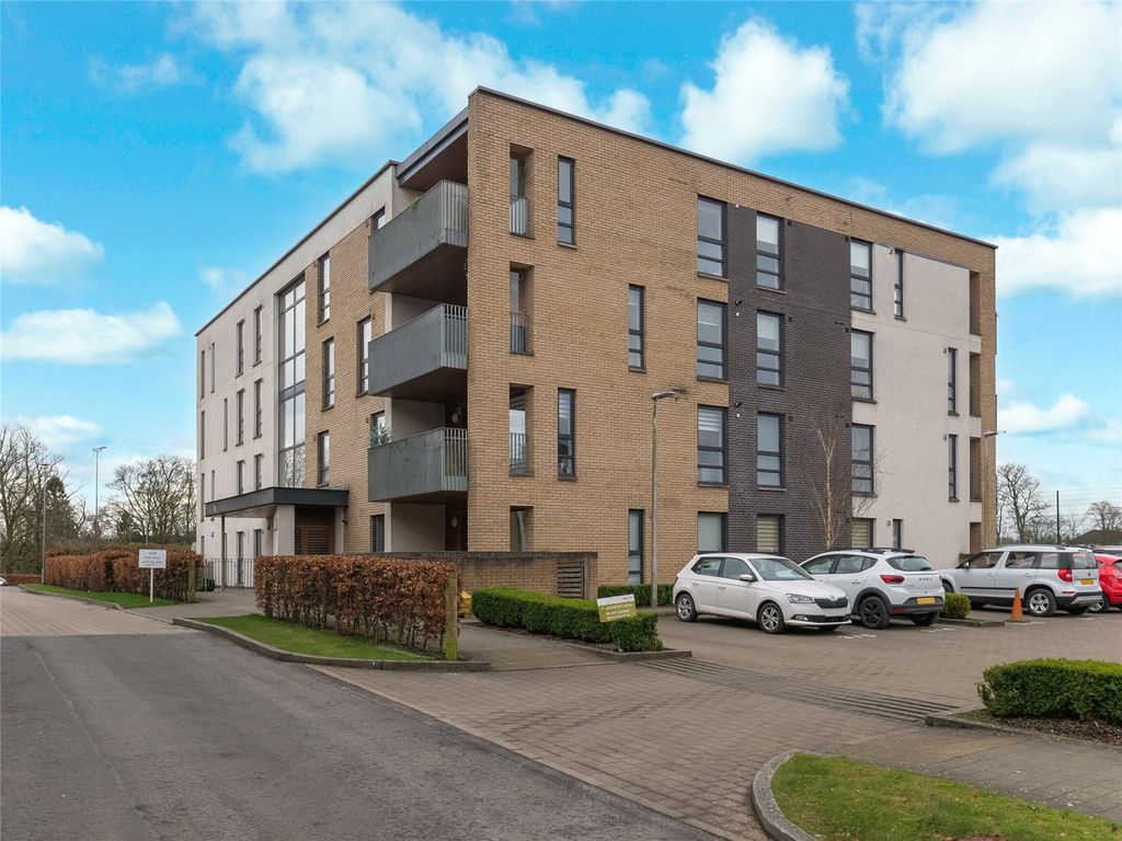 Property photo 1 of 26 Exterior