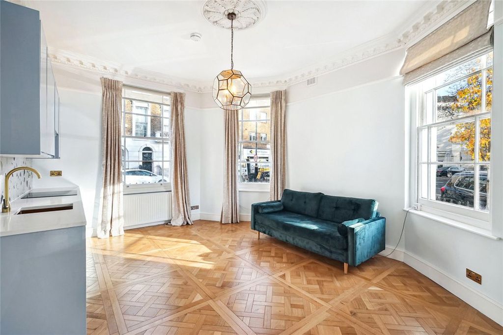 Property photo 3 of 6