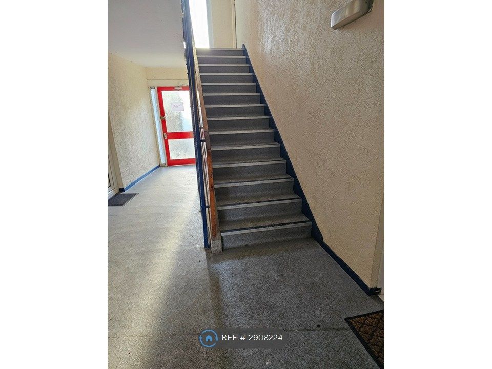 Property photo 3 of 26 Communal Area With Stairs