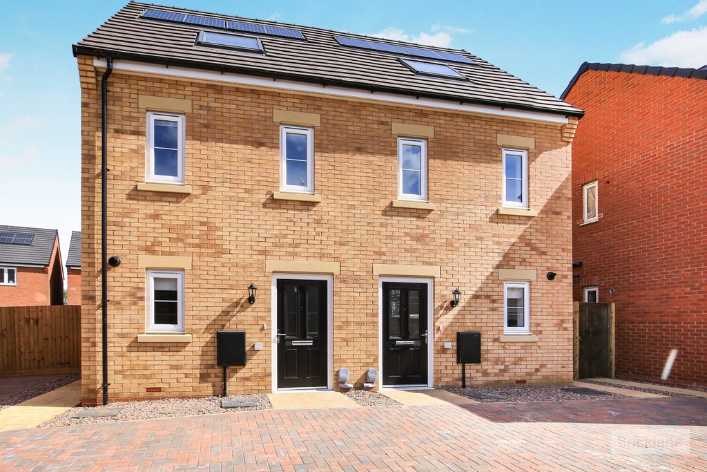 Property photo 1 of 14 Exterior