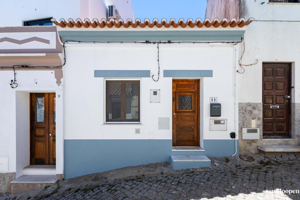 Property photo 1 of 30