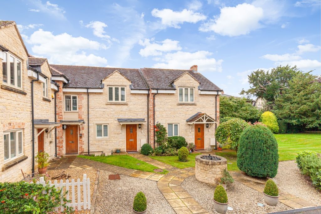 Property photo 1 of 9 173520