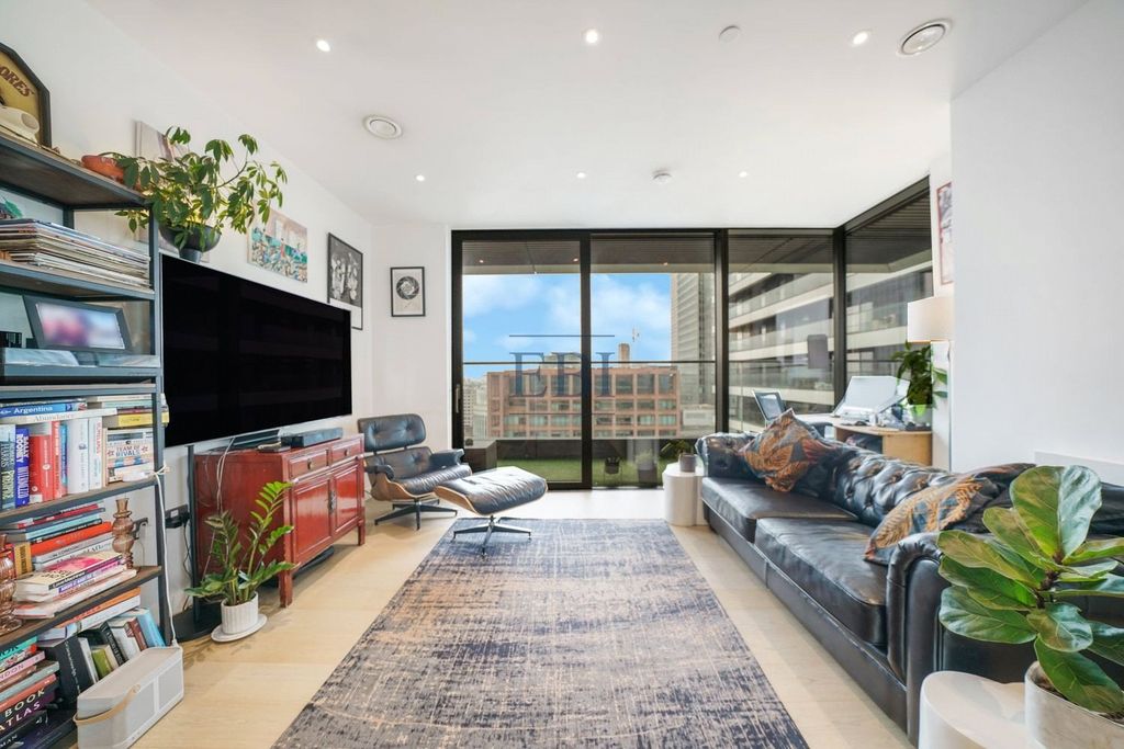 Property photo 3 of 16 Picture No. 09