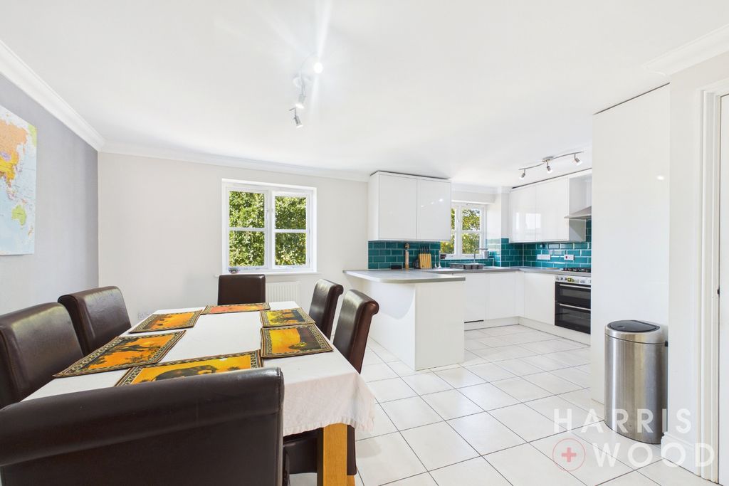 Property photo 2 of 29 5545663