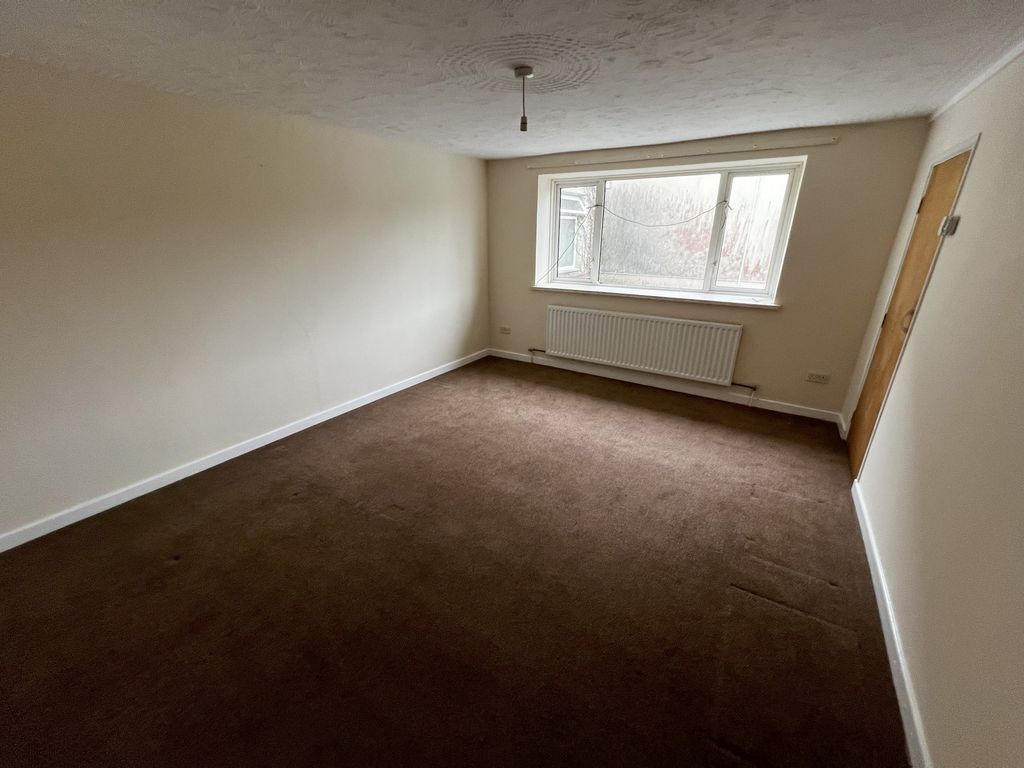 Property photo 2 of 6 Img_3502