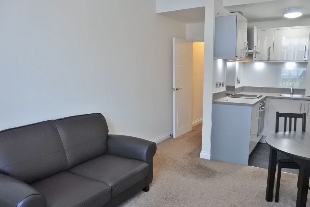 Property photo 3 of 6