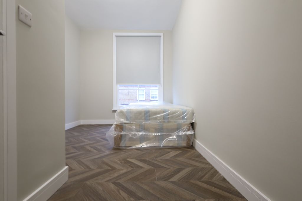 Property photo 1 of 2