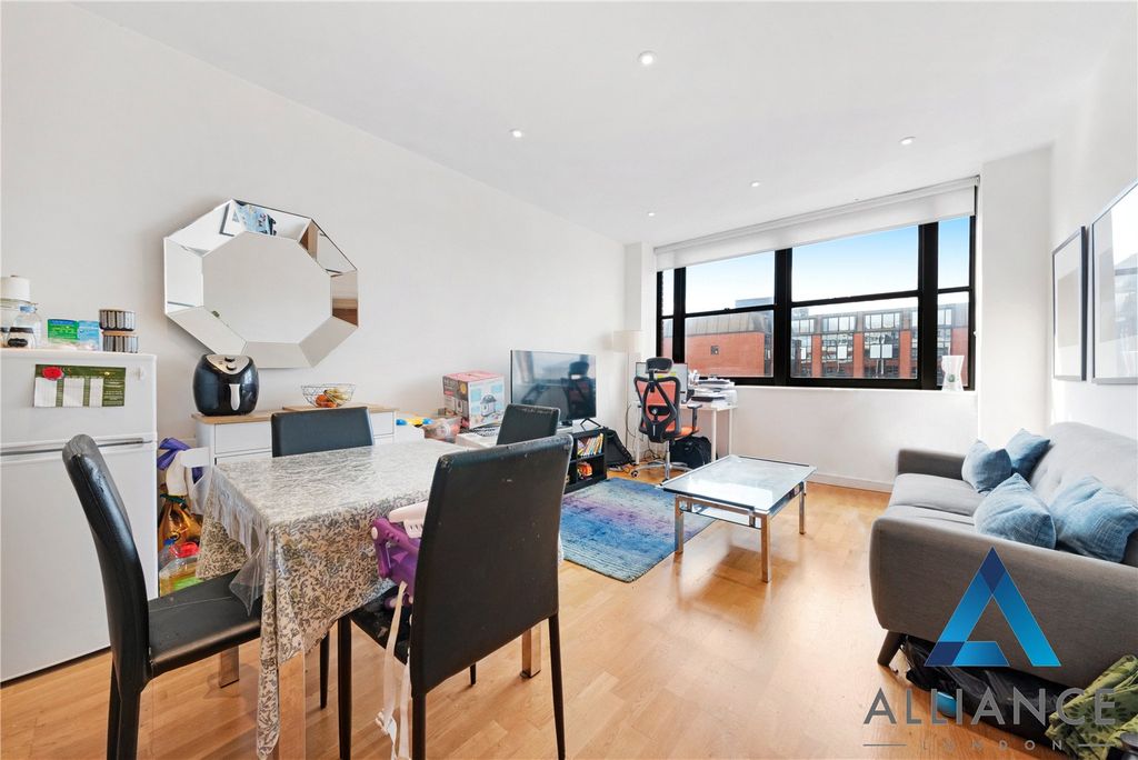 Property photo 3 of 8 Picture No. 03