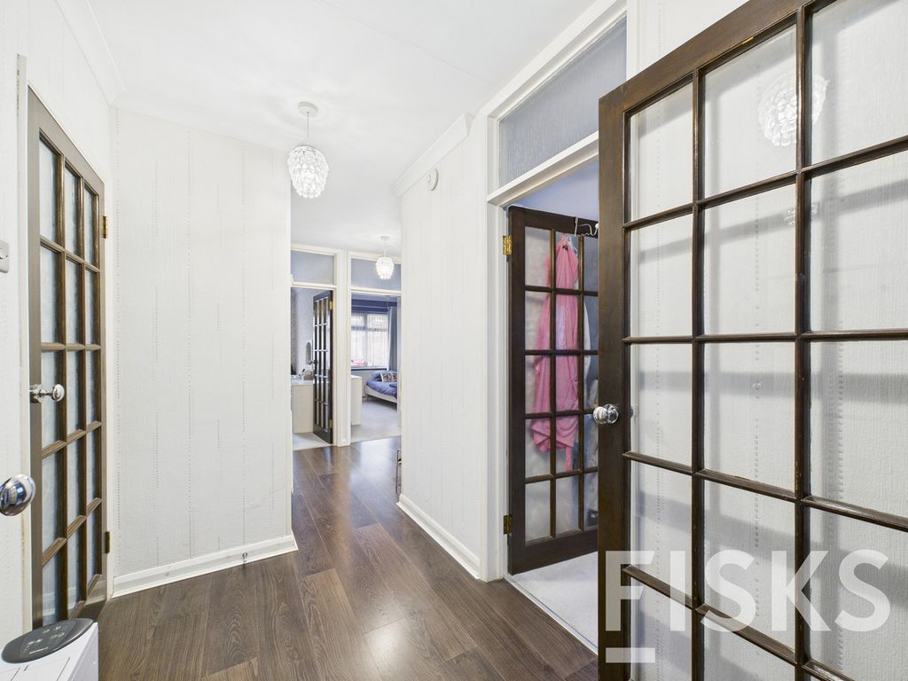 Property photo 3 of 21