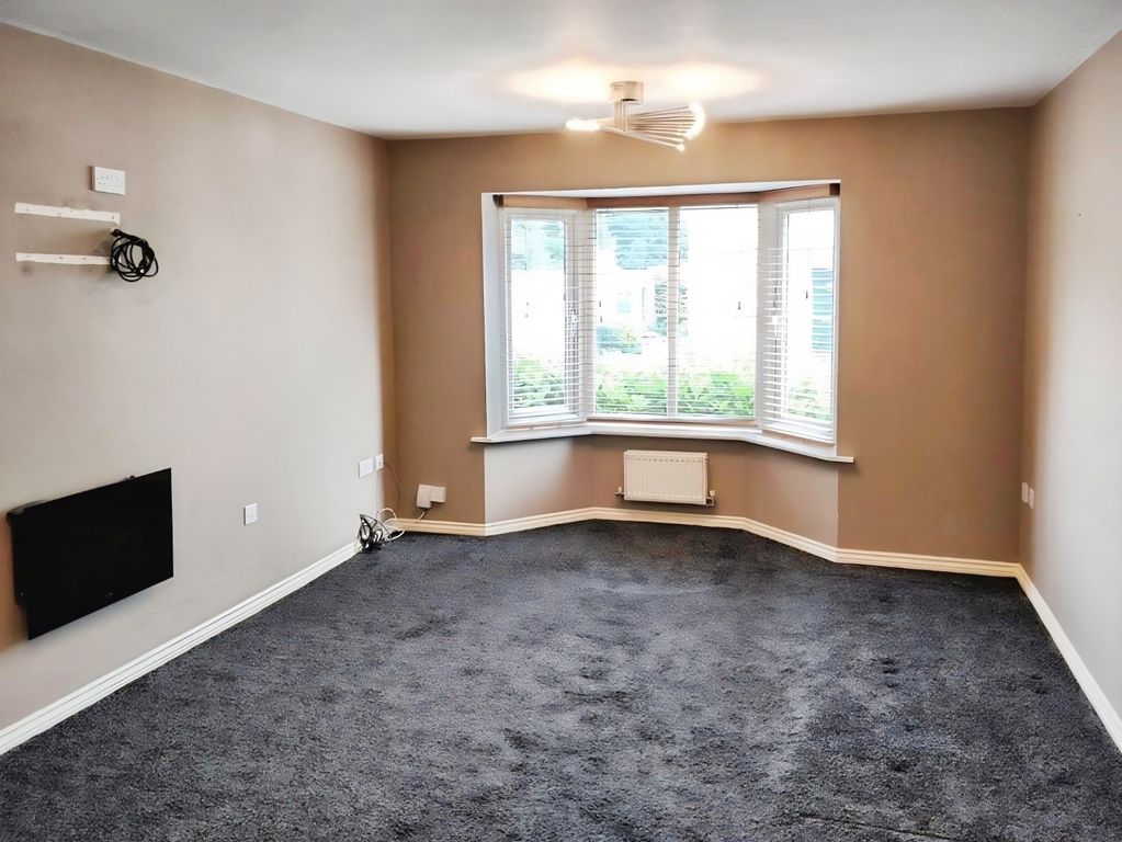 Property photo 2 of 10 Pbox-Img.Jpg