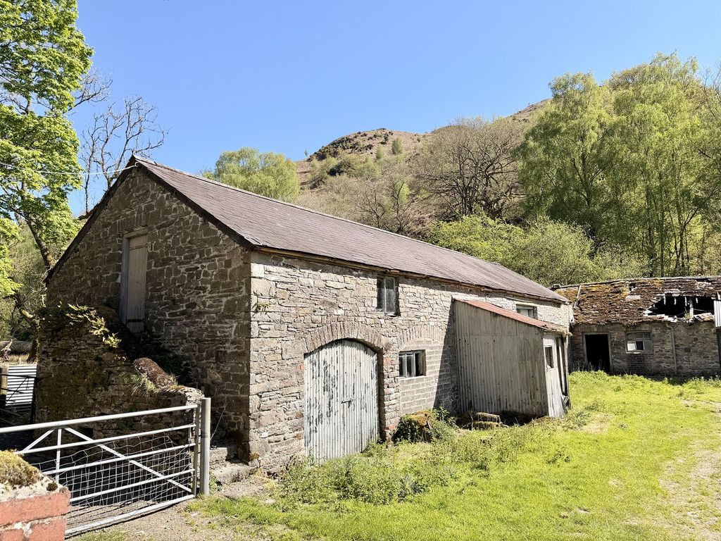 Property photo 3 of 9 Not Specified