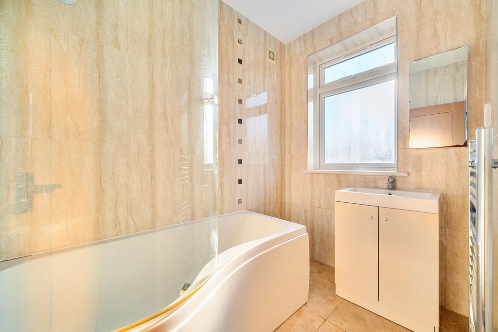 Property photo 3 of 13 1537216 (23)