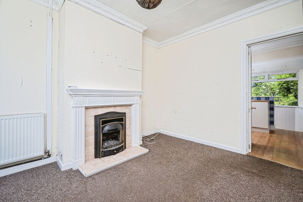 Property photo 3 of 20 Pbox-Img.Jpg