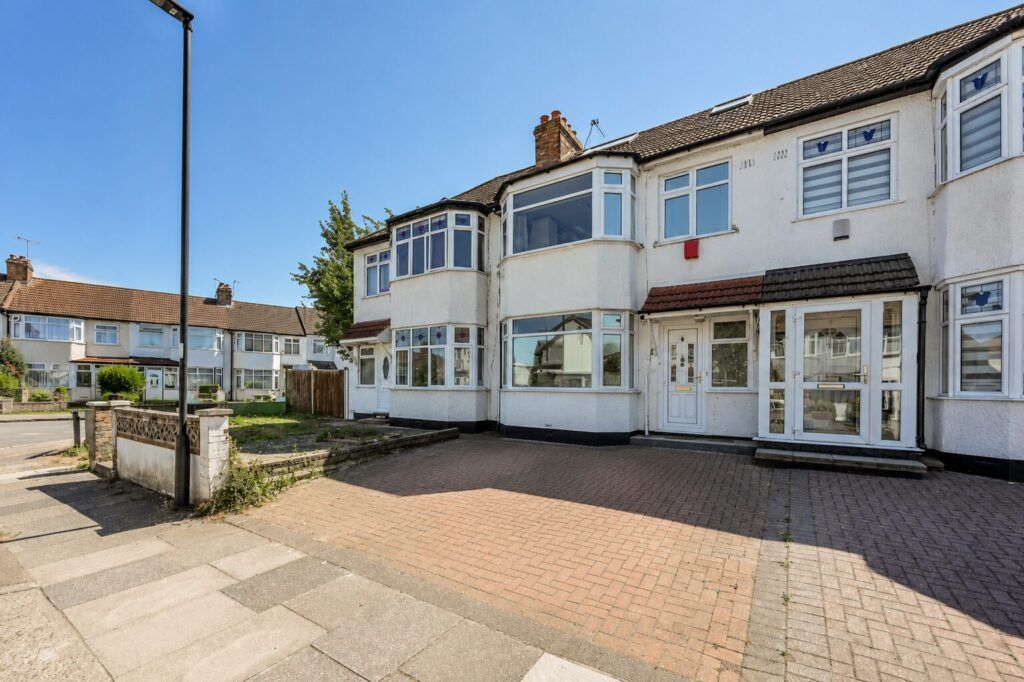 Property photo 1 of 16