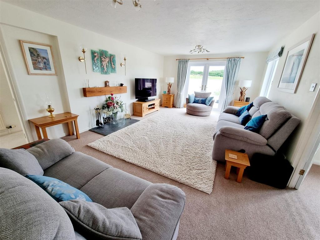 Additional image 7 of 5 bed property for saleRezare, Launceston PL15
