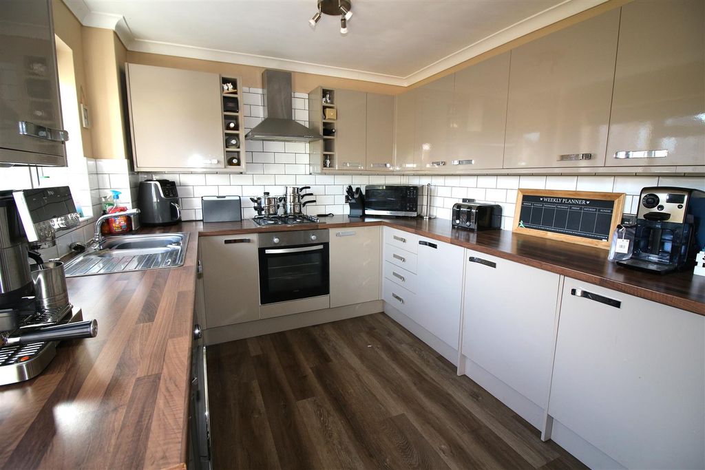 Property photo 2 of 18 Img_1963.Jpg