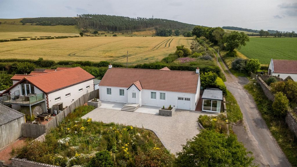Property photo 3 of 32 Dji_0358-Hdr.Jpg