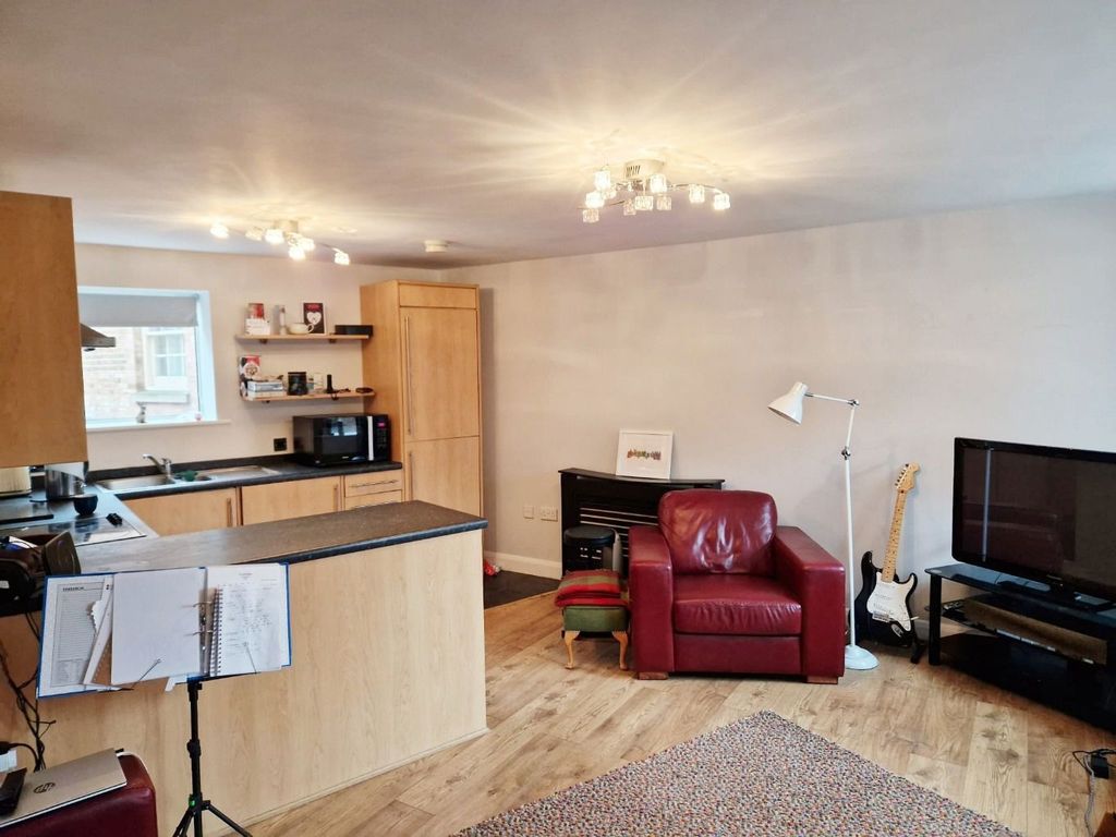 Property photo 2 of 13