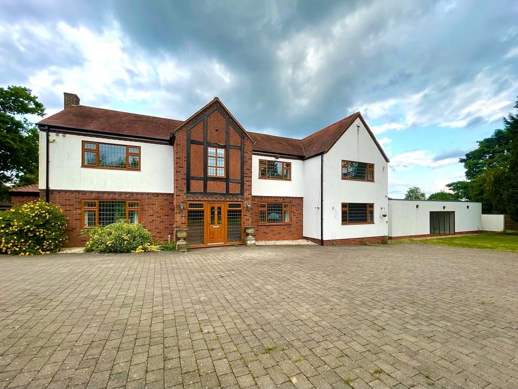 Property photo 1 of 18