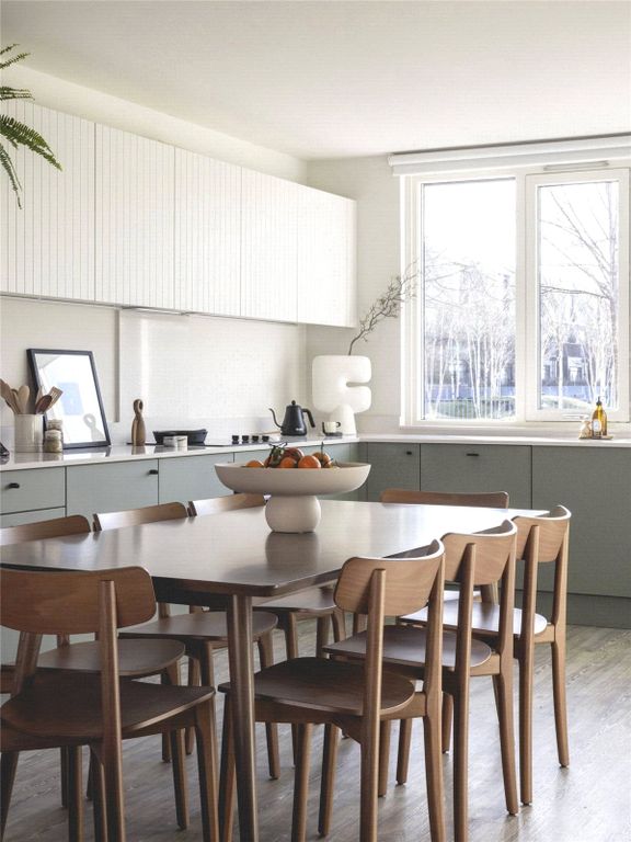 Property photo 3 of 33 Picture No. 18