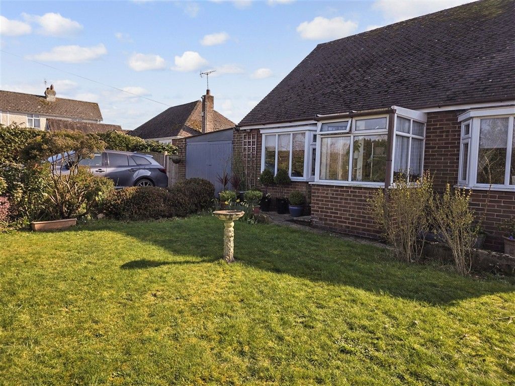 Property photo 1 of 13 Front 09/03