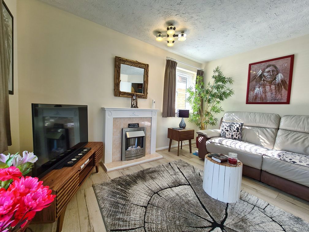 Property photo 3 of 17