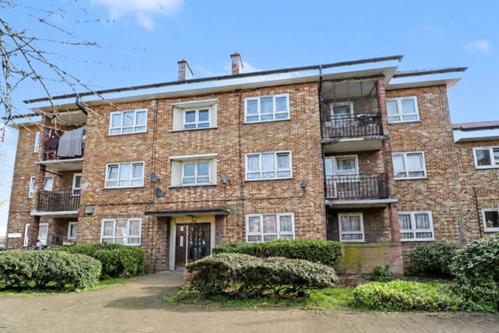 Property photo 1 of 8