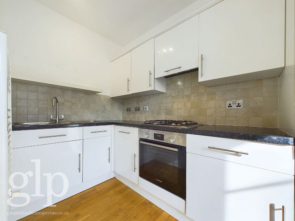 Property photo 2 of 22 962892