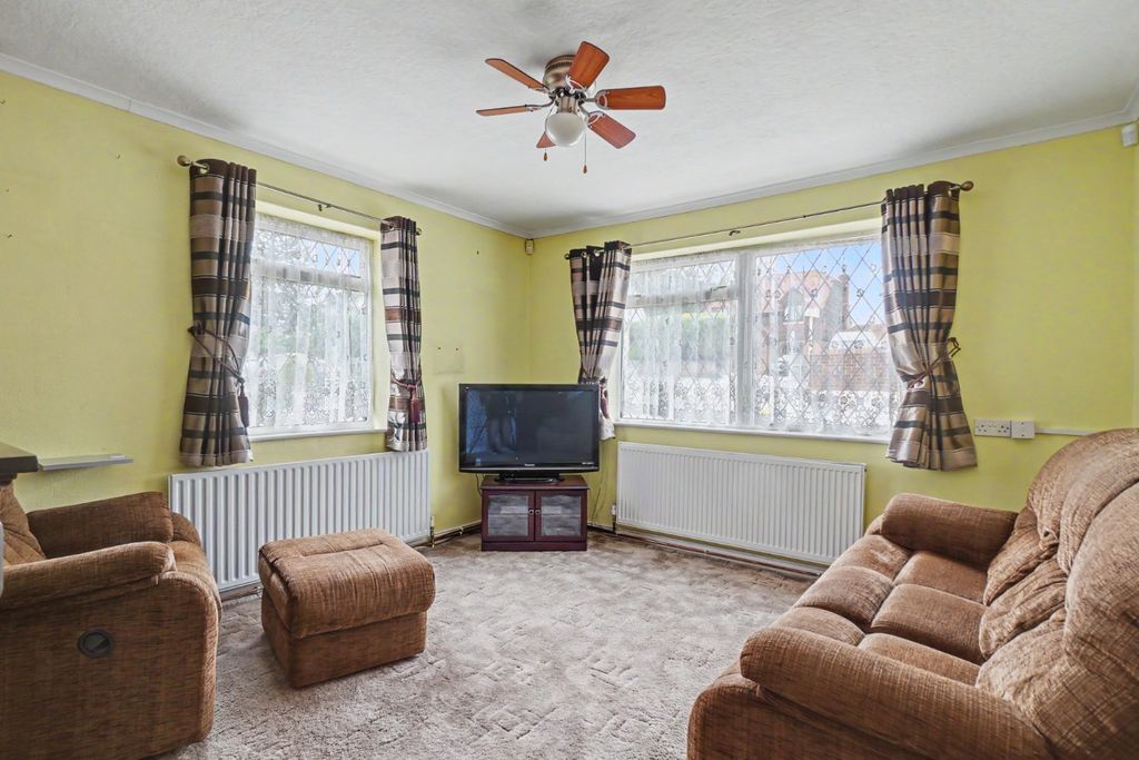Property photo 3 of 28 5347917