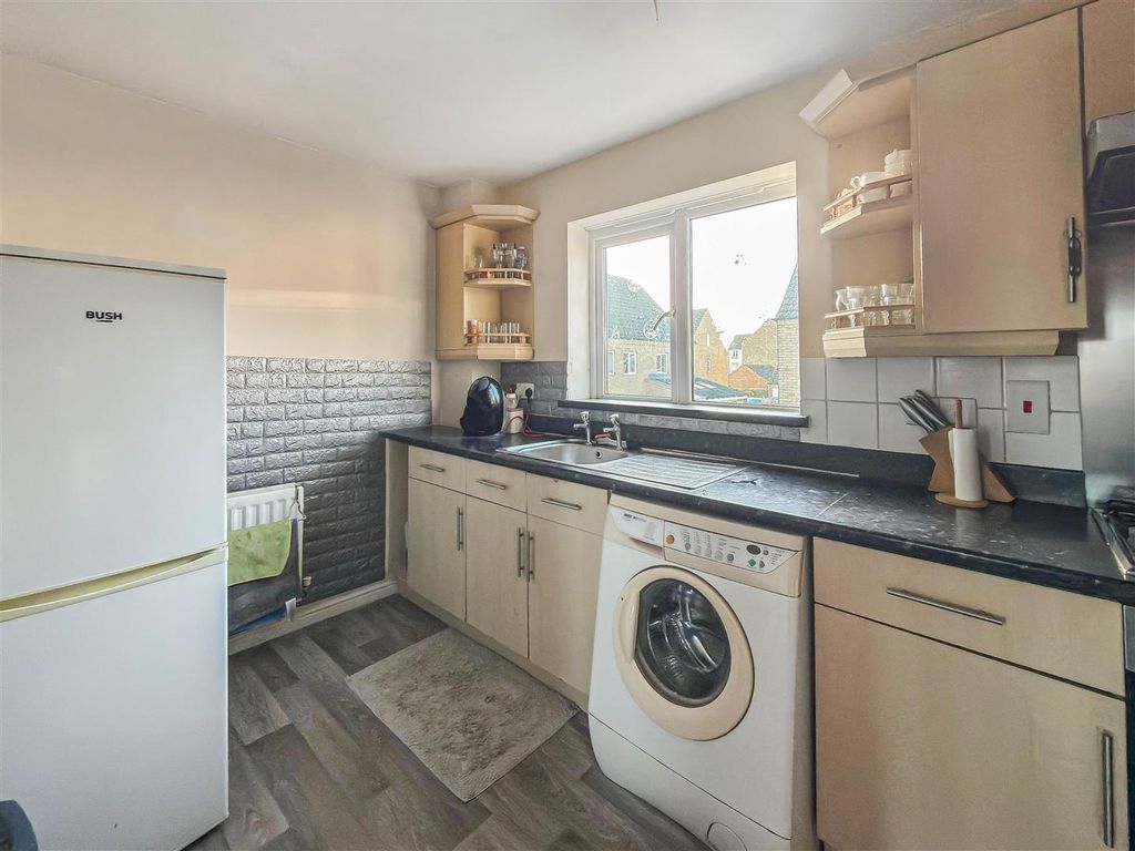 Property photo 2 of 7 7_69974.Jpg