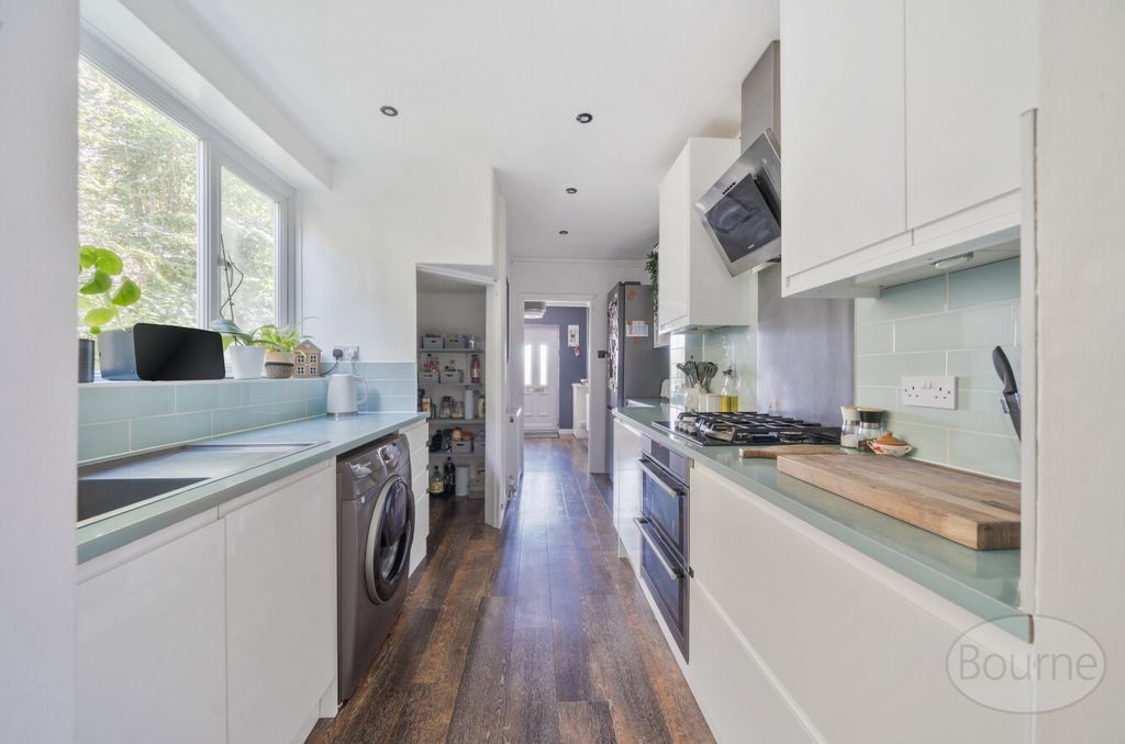 Property photo 3 of 16 A1De76F1-6Ed0-491...