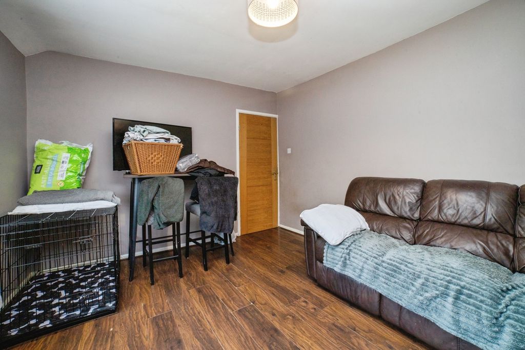 Property photo 2 of 14 Pbox-Img.Jpg