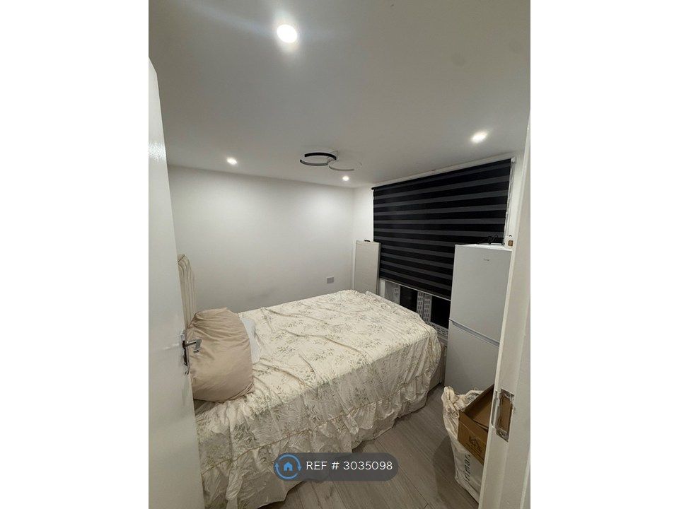 Property photo 2 of 3