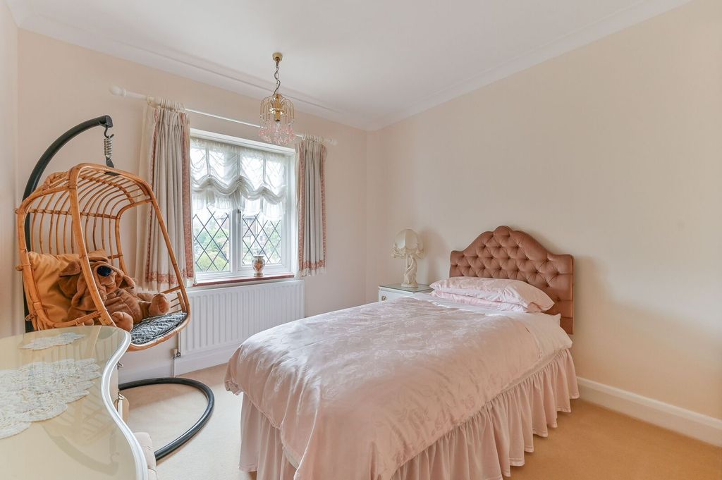 Additional image 23 of 5 bed detached house for saleGrimwade Avenue, Lloyd Park, Croydon CR0