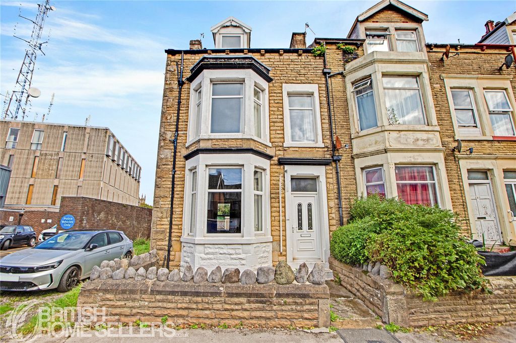 Property photo 1 of 13 Picture No. 18