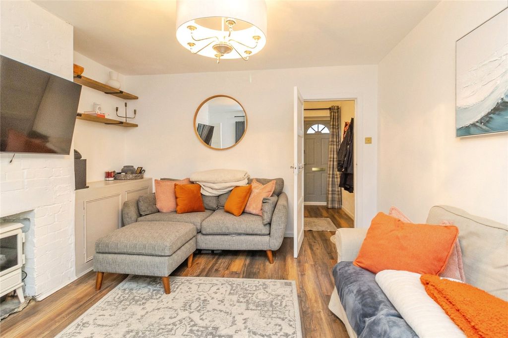 Property photo 2 of 22 Picture No. 07