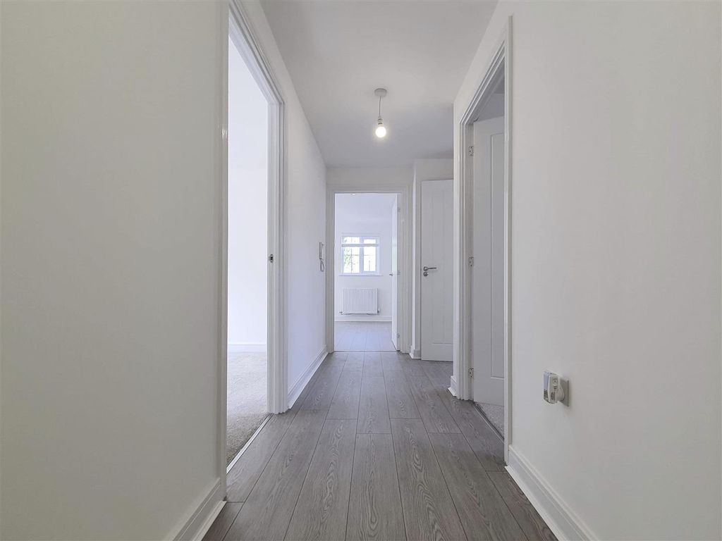 Property photo 2 of 15 Img_4730_1.Jpg