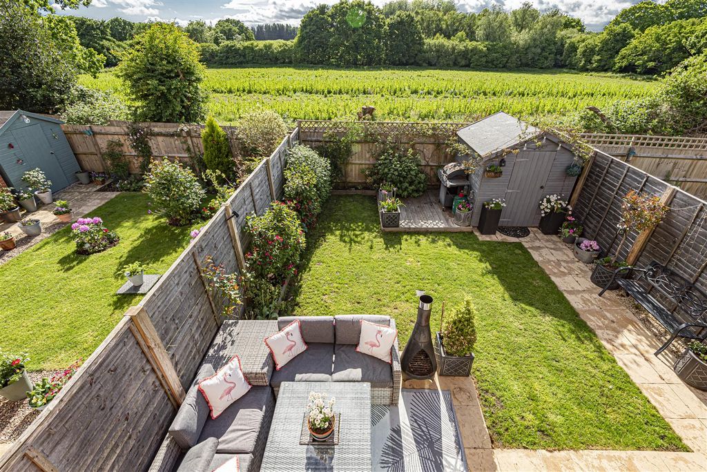 Property photo 2 of 17 852402 (9).Jpg