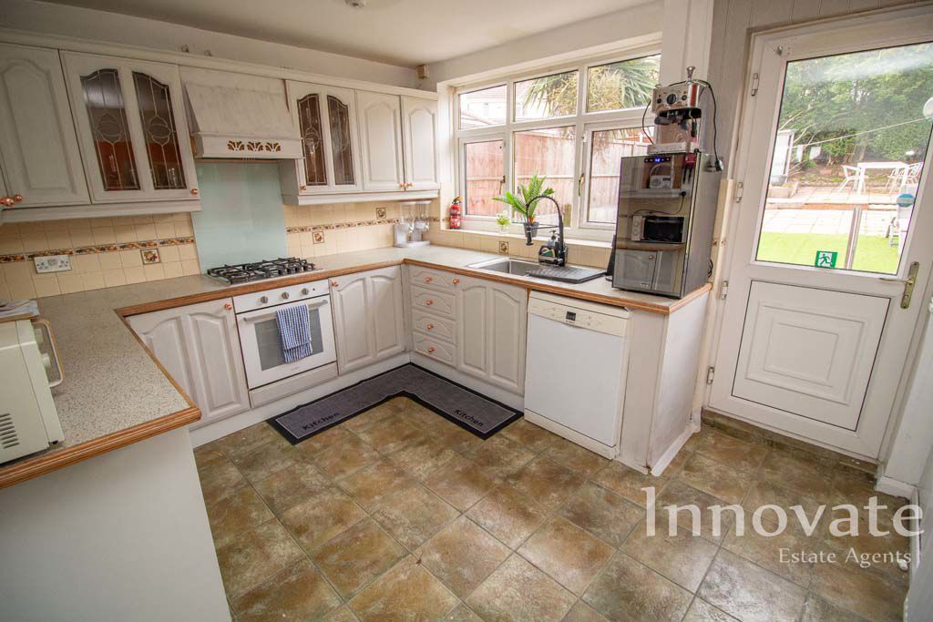 Property photo 3 of 11 Photo 7