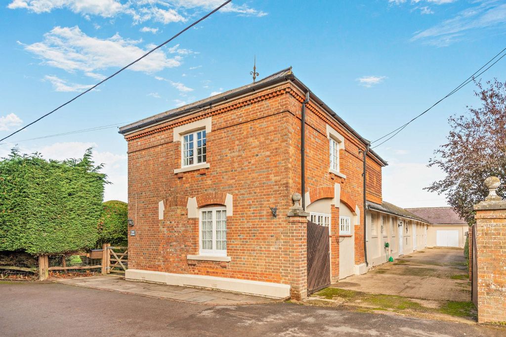 Property photo 2 of 15 Picture No. 02