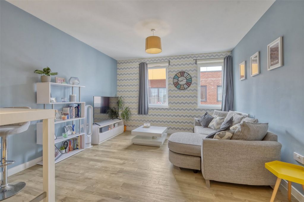 Property photo 3 of 12 Picture No. 09