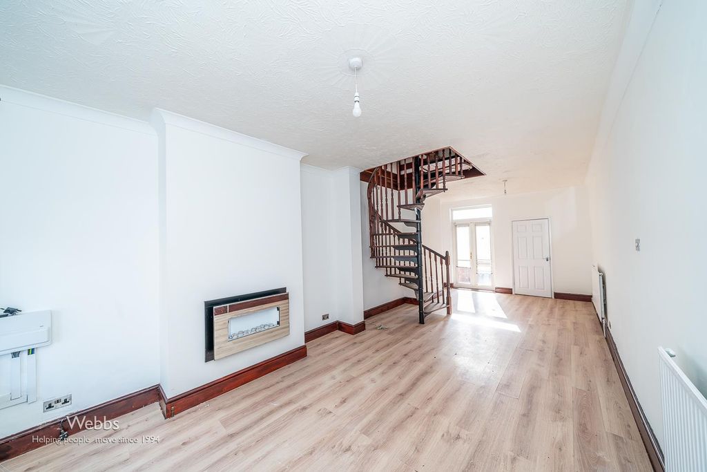 Property photo 2 of 19 Â© Webbs Estate Agents Â© (1 Of 25).Jpg