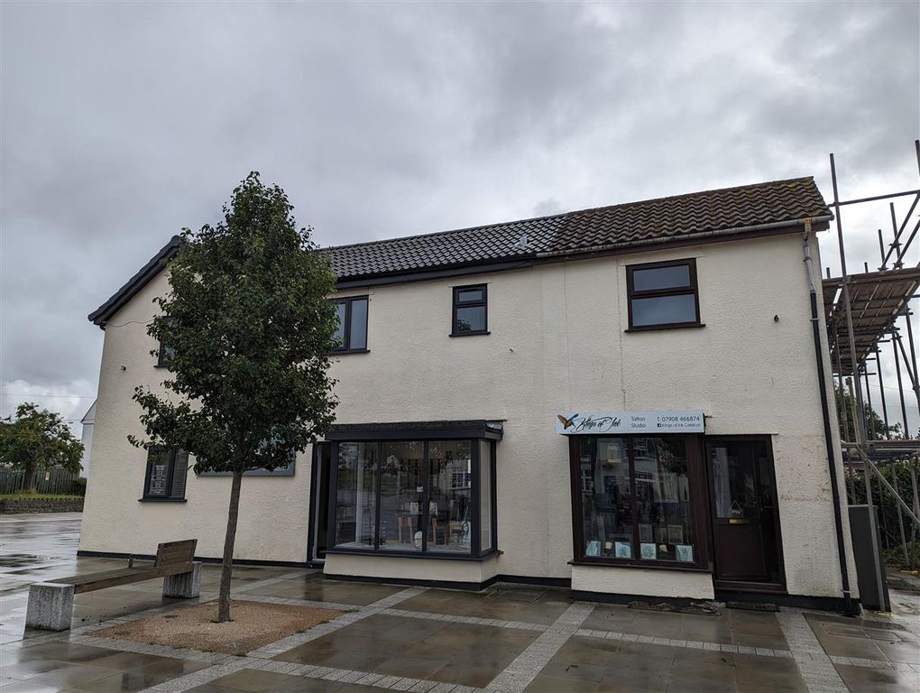 Property photo 1 of 9