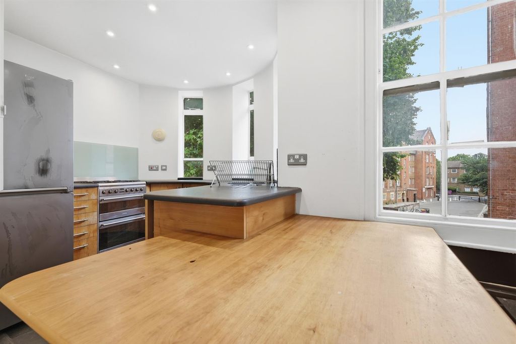 Property photo 3 of 17 12_Img_7771.Jpg