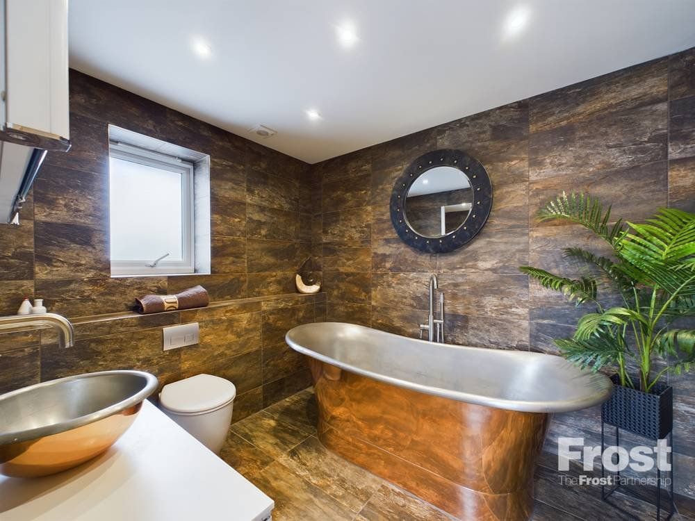 Property photo 2 of 22 Picture No. 05