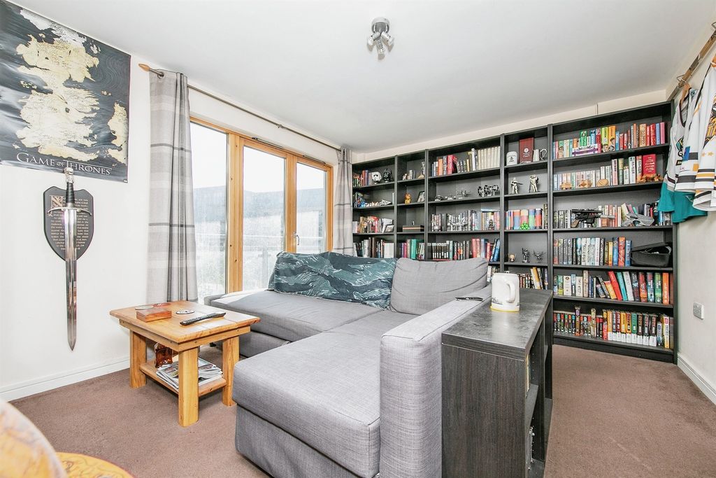 Property photo 2 of 8 Living Room